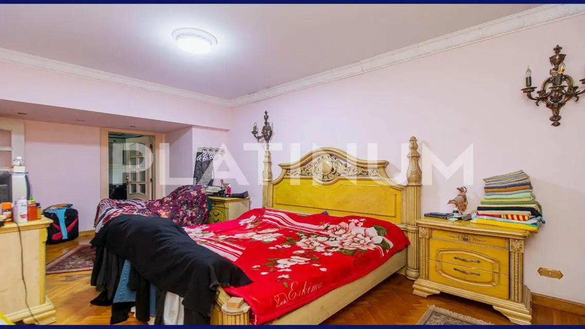 Licensed apartment for sale, 235 sqm, Sporting, Ab