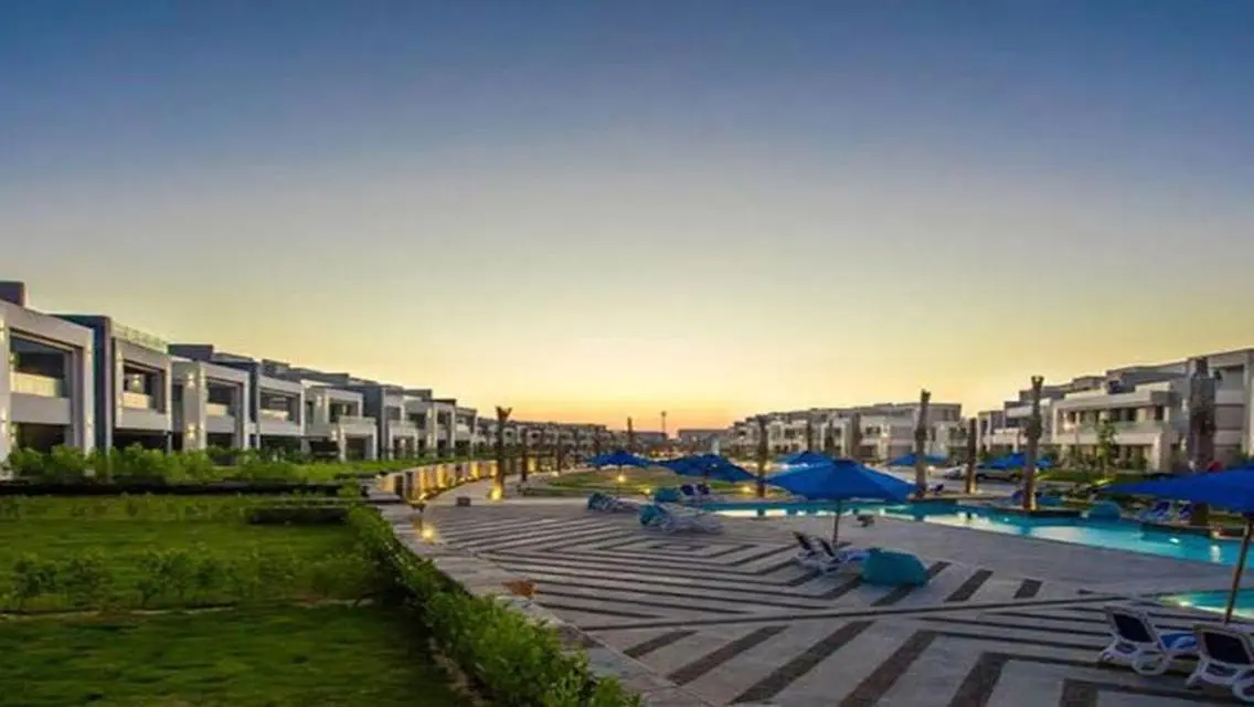 Finished chalet Sea View Early Delivery| La Vista