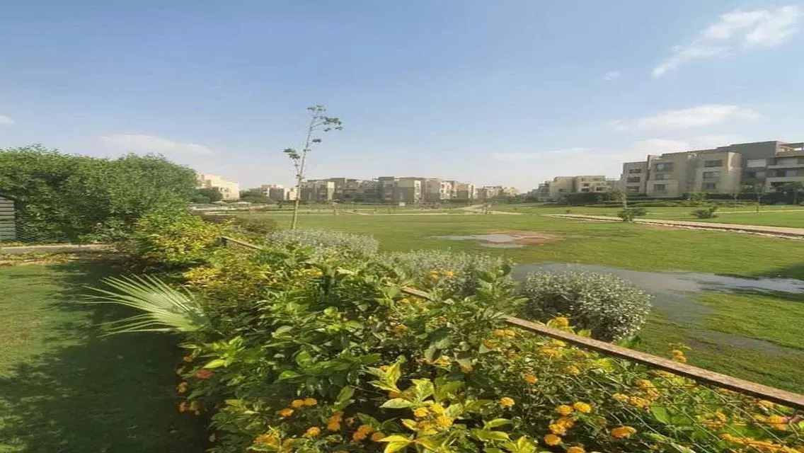 Apartment with garden fully finished in Plam Parks