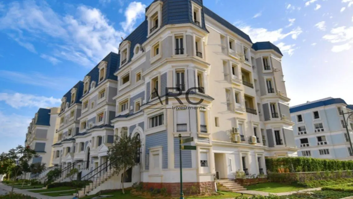 Lowest Price Ivilla Prime Location Open View