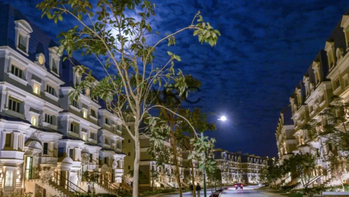 Lowest Price Ivilla Prime Location Open View