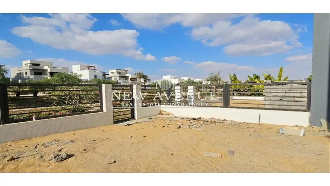 Ready to move Twin Villa in HYDE PARK New Cairo