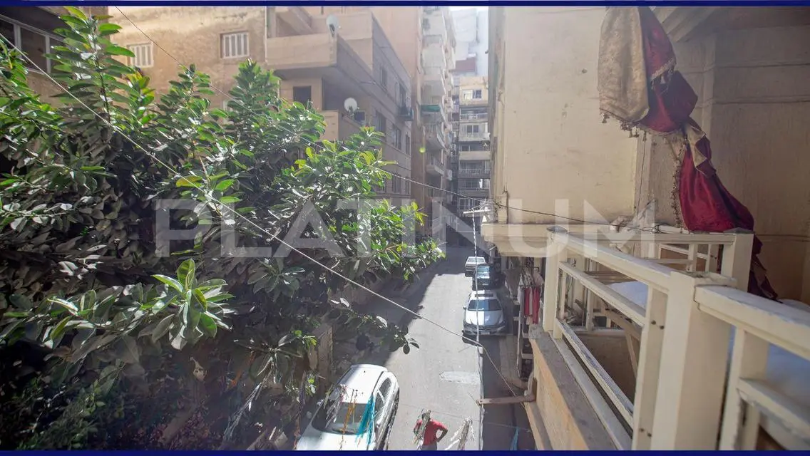 مقر تجاري او ادارى للبيع 6000 م جليم  طريق الحرية