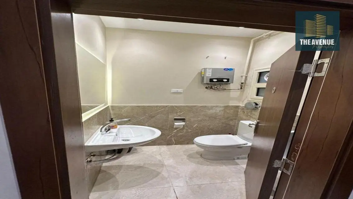 Shop For Sale Fully Finished At The Strip Sodic