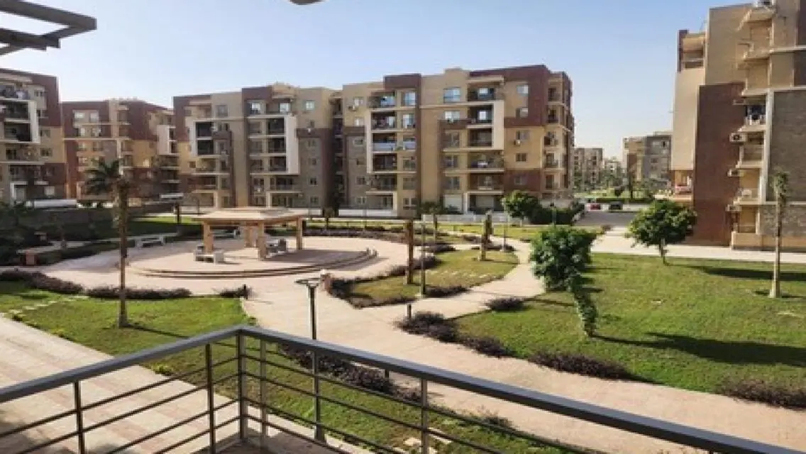 شقة للبيع دار مصر بحري طابق 2 ناصية تشطيب 