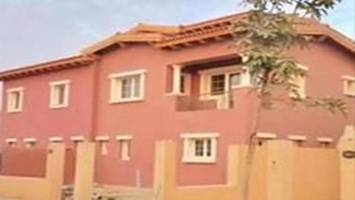 twin house for sale at hyde park &amp; prime location
