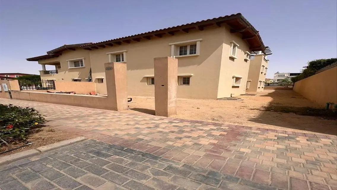 twin house for sale at hyde park &amp; prime location