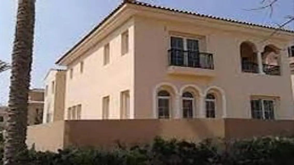twin house for sale at hyde park &amp; prime location
