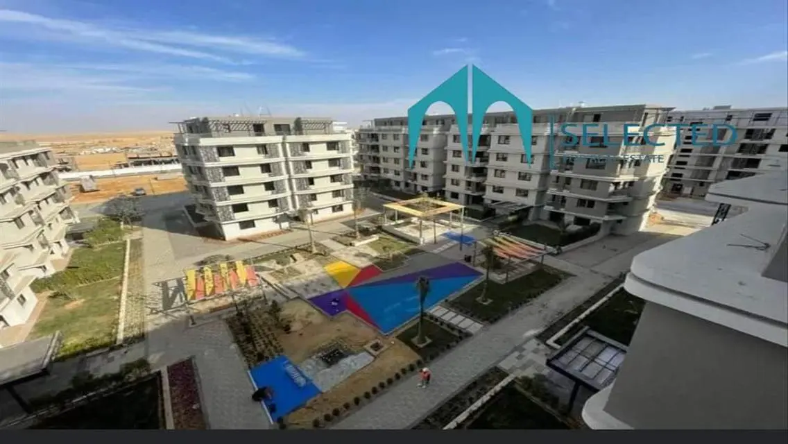 شقة للبيع في باديه بالم هيلز