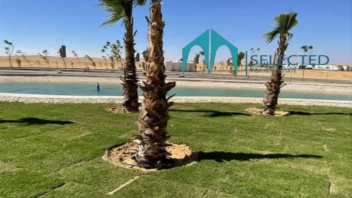 شقة للبيع في باديه بالم هيلز