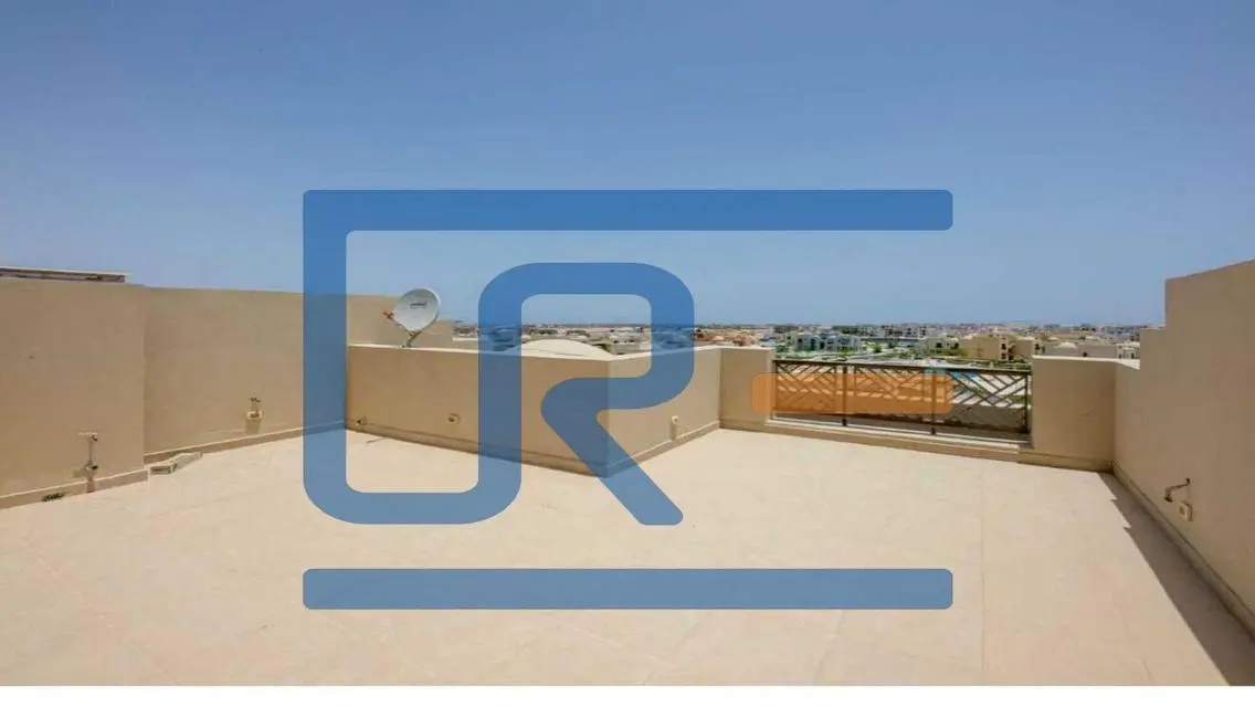 One bedroom Apartment with roof for Sale in Makadi