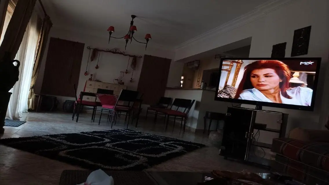 للبيع شقه ارضي بجنينه مميزه جدا بدريم لاند