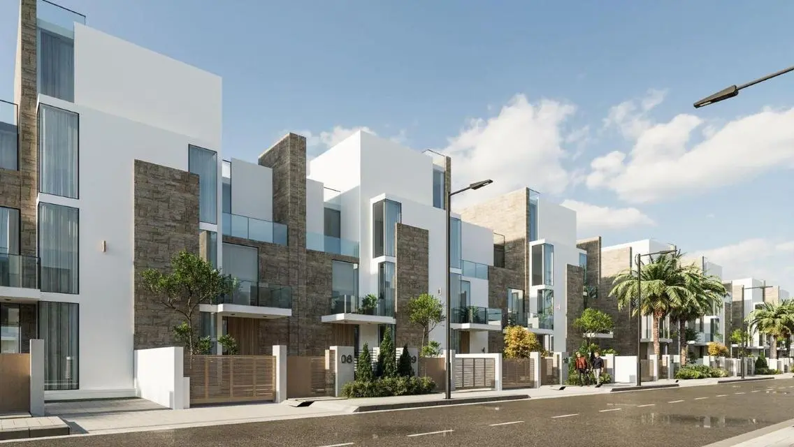 Studio 63m with roof in long beach