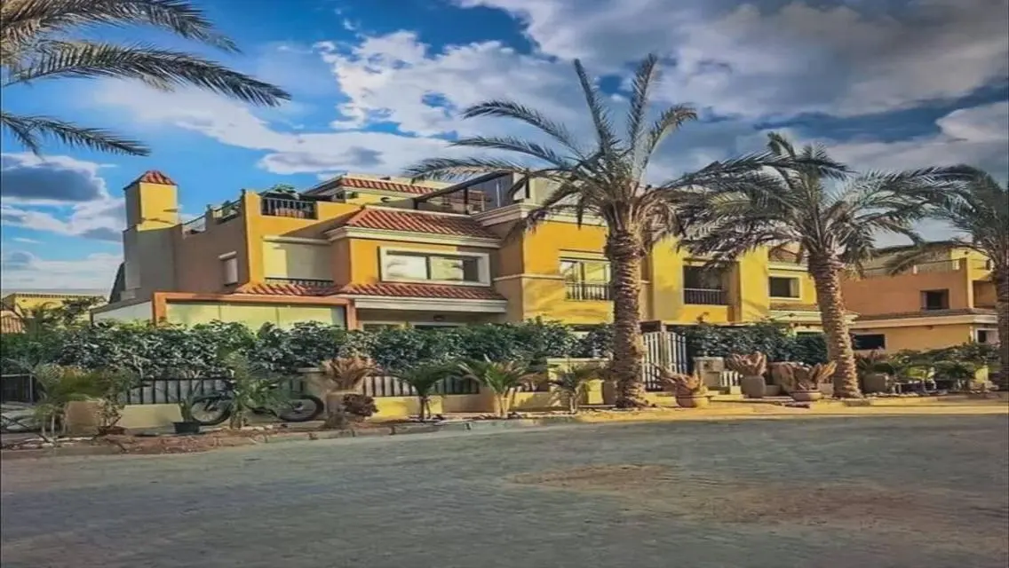 Discount 42% villa [ground+first+roof] over 6years