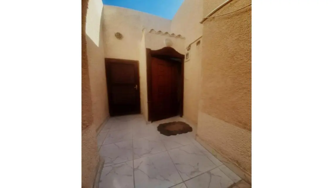 للبيع ستوديو معدل بمارينا 2 بموقع مميز            