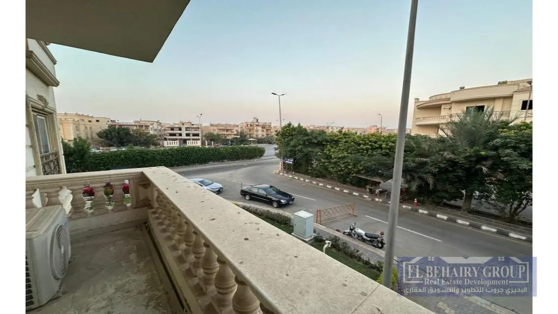 شقة للبيع او الايجار في الياسمين فيلات 2