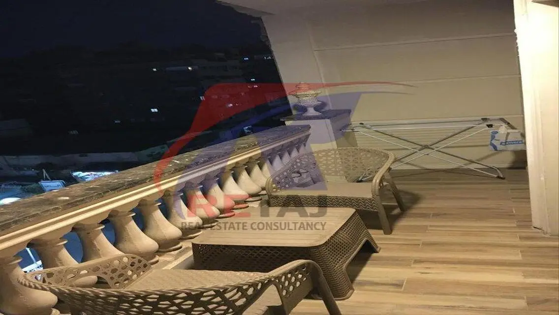 شقه للايجار المفروش بموقع متميز قرب مكرم عبيد