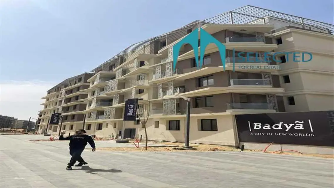 فيلا مستقلة  للبيع ف باديا بالم هيلز