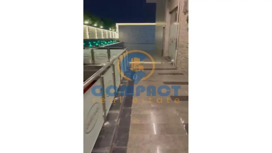 محل للإيجار لوكيشن ممتاز تشطيب سوبر لوكس بسعر مميز
