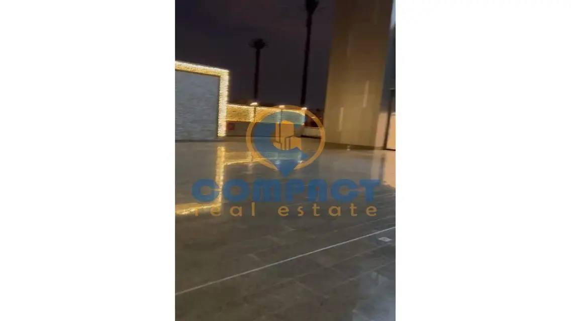محل للإيجار لوكيشن ممتاز تشطيب سوبر لوكس بسعر مميز