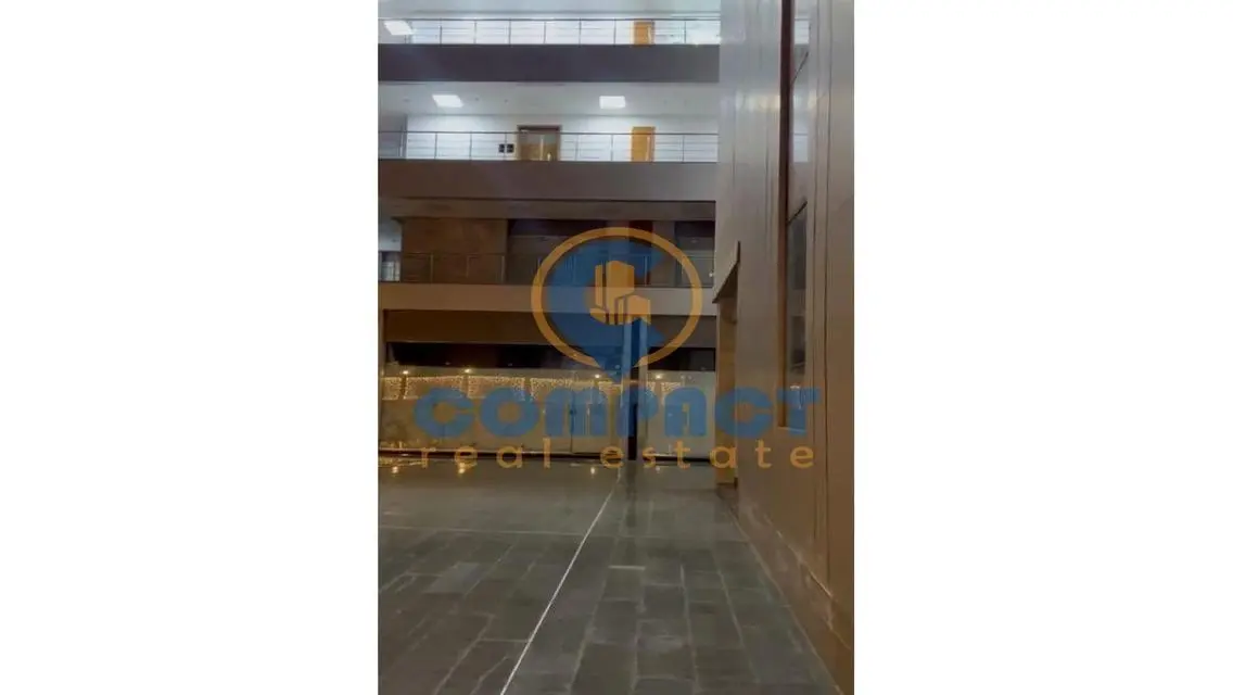 محل للإيجار لوكيشن ممتاز تشطيب سوبر لوكس بسعر مميز