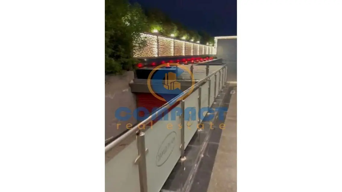 محل للإيجار لوكيشن ممتاز تشطيب سوبر لوكس بسعر مميز