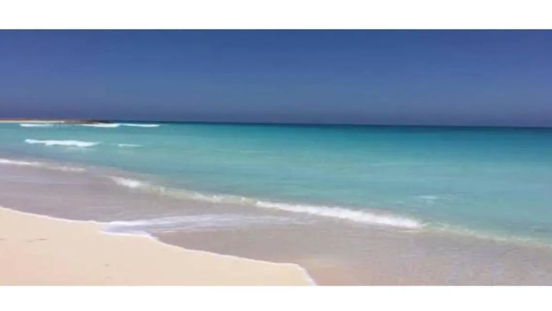 ڤيلا للبيع مارينا 4 اول صف بحيره رمليه موقع مميز. 