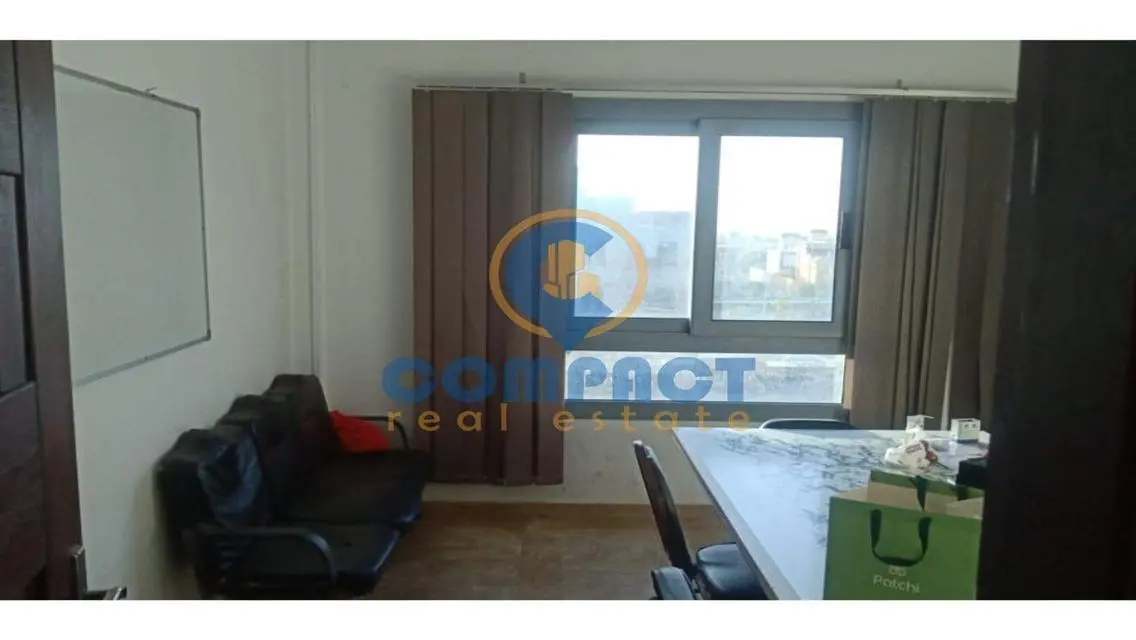 Prime location office for rent in The Walk Mall
