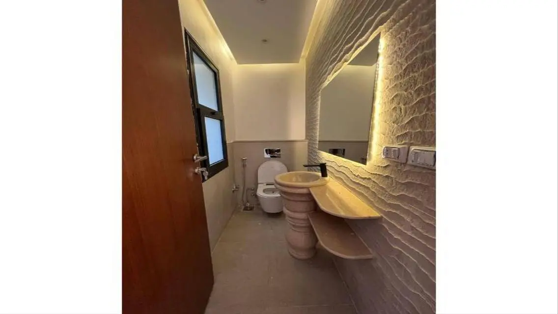 Apartment Semi-furnished in Badya Compound