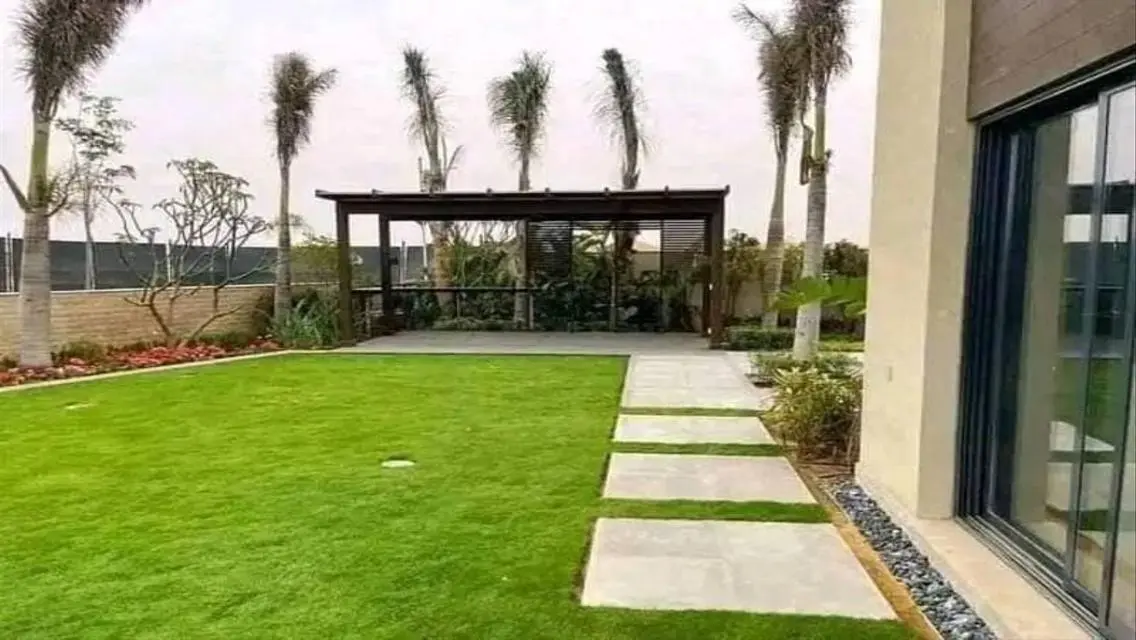 Villa in Sarai _ next to Madinaty _ DP 0% over 12y