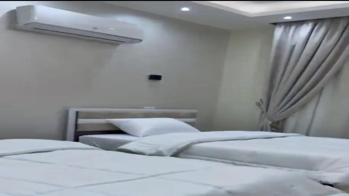 شقه مفروشه للايجار الترا مودرن زايد هايتس