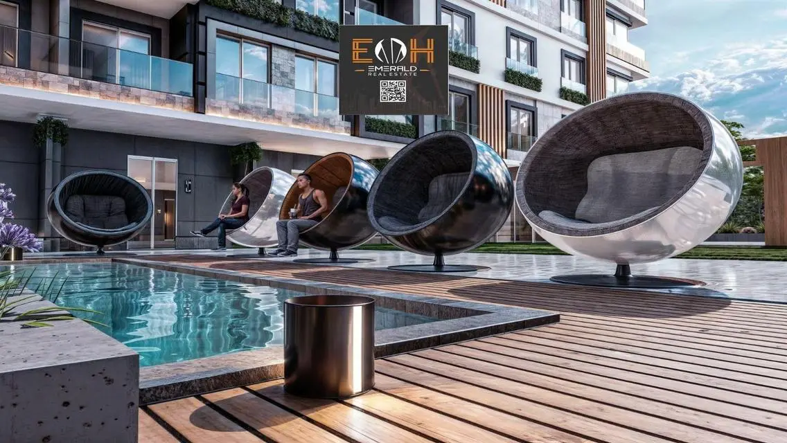 Luxury Apartment Overlooking a Landmark