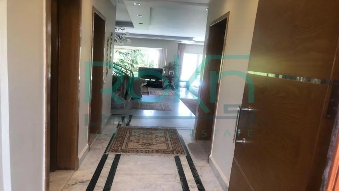 Fully finished villa on main golf rabwa for sale
