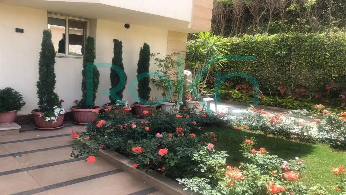 Fully finished villa on main golf rabwa for sale