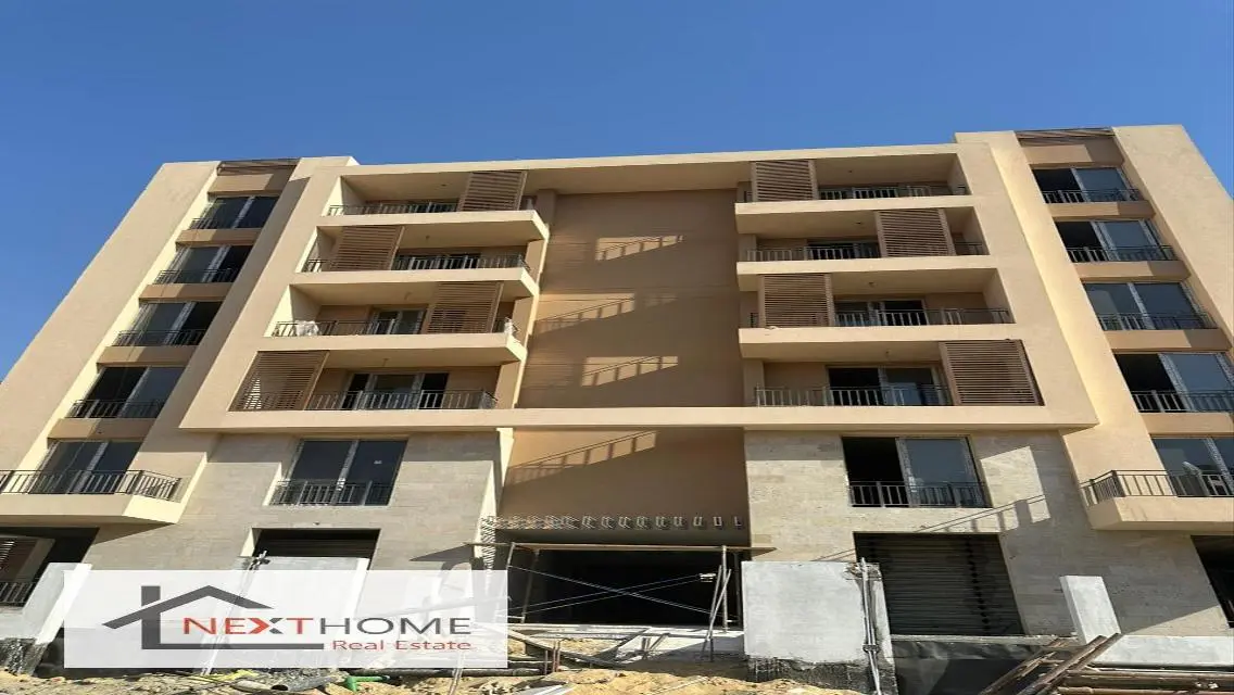 Apartment 157m Taj City Compound immediate delive