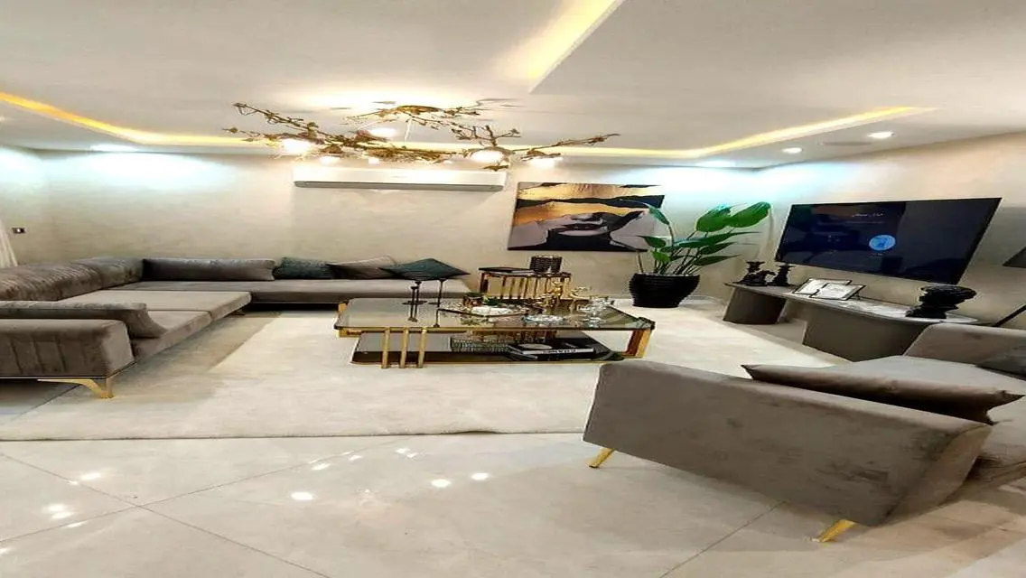 Luxury Apartment at 211-49 with Premium Amenities