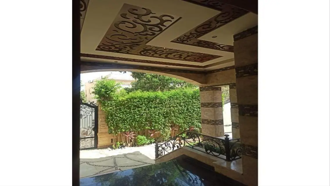 فيلا مميزه للبيع في زيزينيا جاردنز