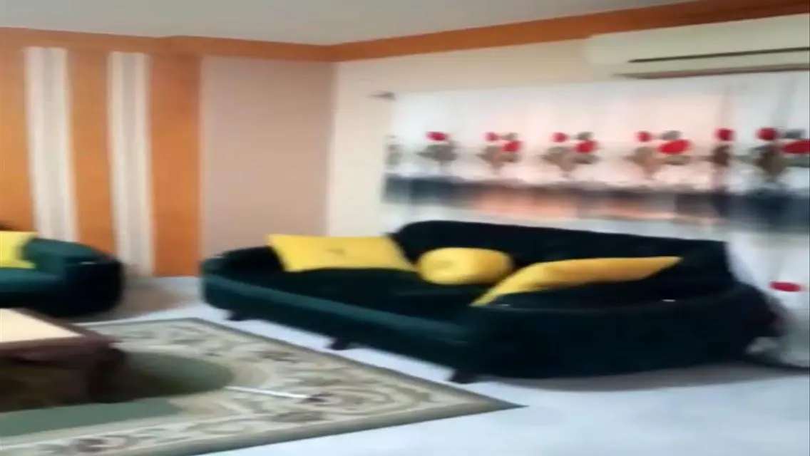 للبيع شقة لوكس بالحي الثاني قرب الحصري والجامعة
