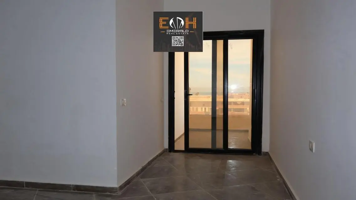 Unlock Premium Investment Opportunities-3 BR
