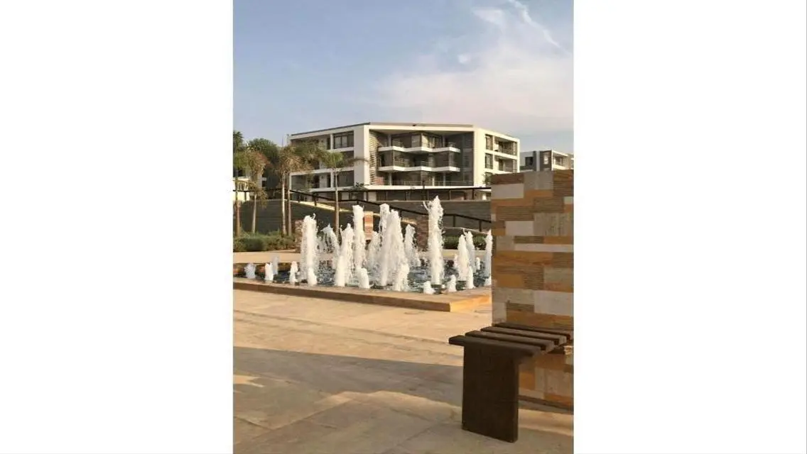 With50% discount, own apt in front Kempinski Hotel