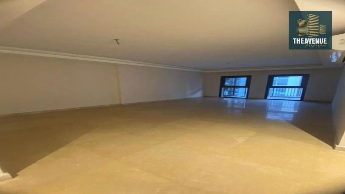 WITH Amazing View Apartment First Use n ZED Towers