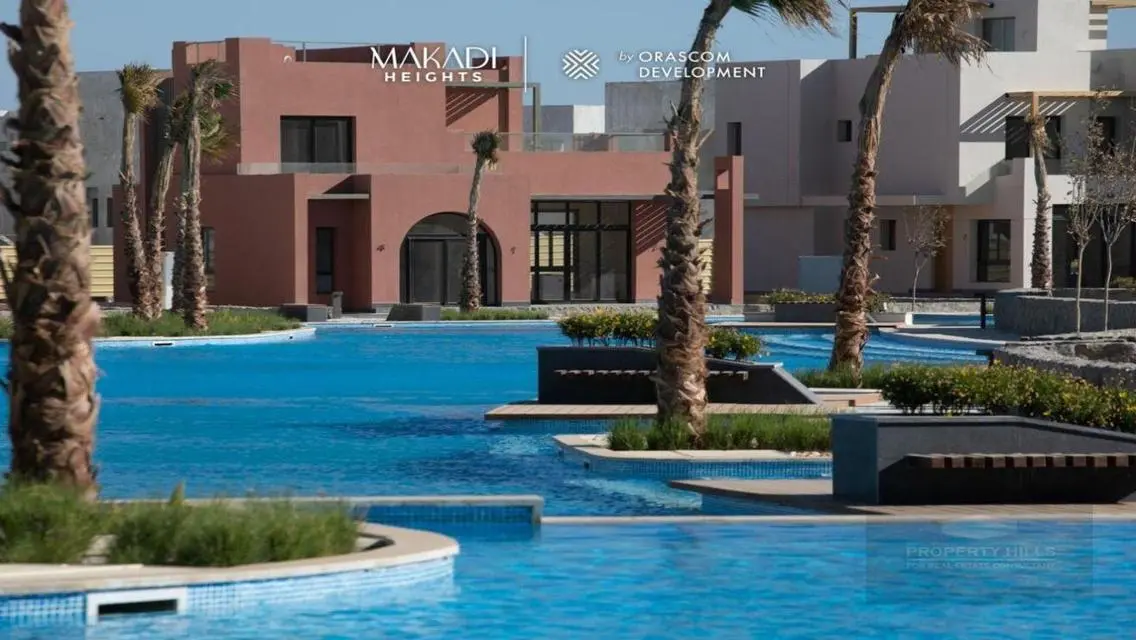 شاليه بجاردن بالمطبخ - فيو علي البحر - قسط ٦ سنوات