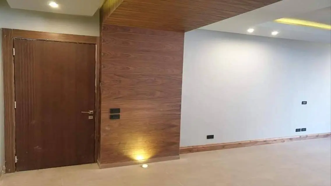 Apartment for sale with garden 250m