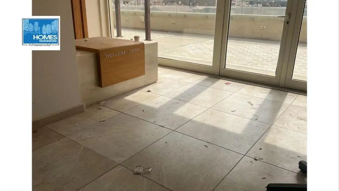 commirchial space 300sqm fully finished         .