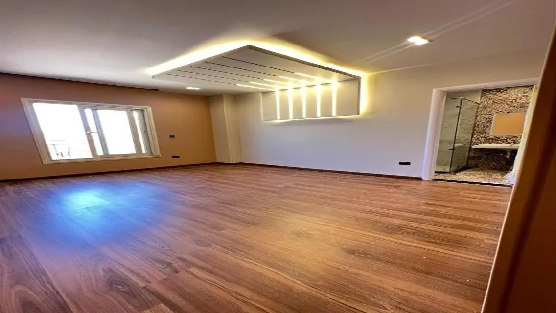 For sale an apartment in Sheikh Zayed, the 13th di