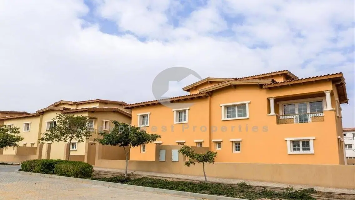 TWIN HOUSE IN HYDE PARK LIMITED OFFER ON 10 YEARS.