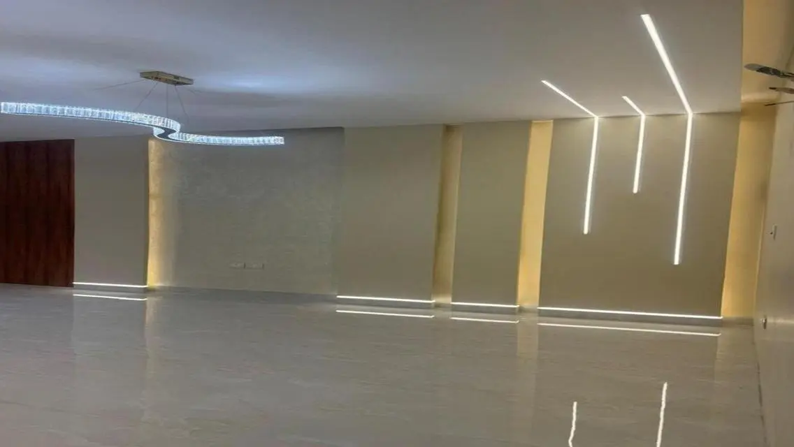 Fully finished 3-bedrooms apartment ready to move