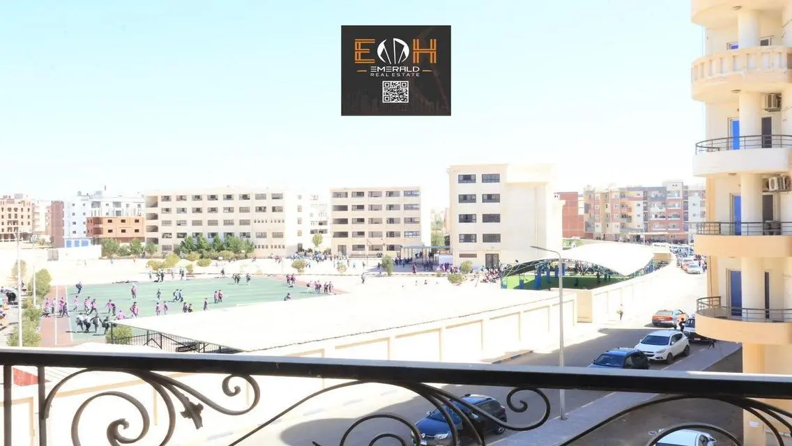 Your summer in your own unit at Crystal House