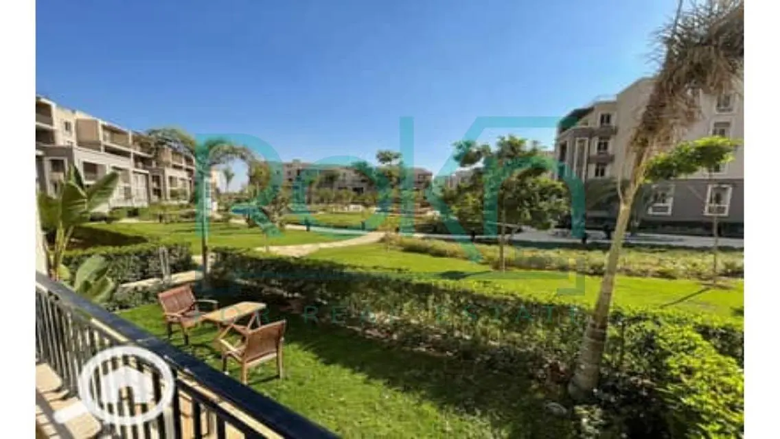 Very special apartment in Octoer plaza sodic