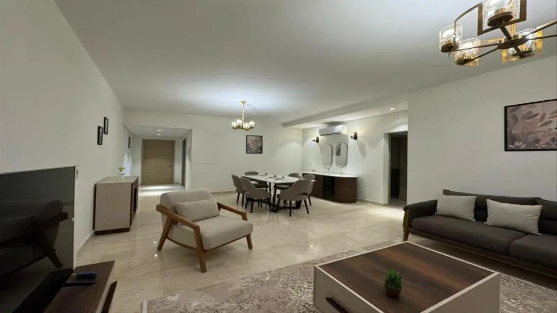 Ultra deluxe finishing apartment for rent Mivida